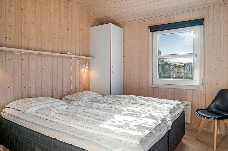 Vakantiehuis "Ludviga" - 400m from the sea