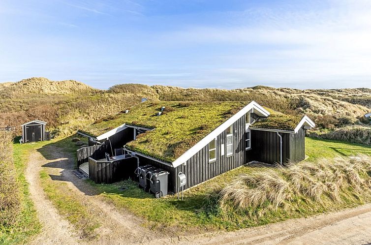 Vakantiehuis "Bovi" - 300m from the sea