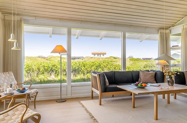 Vakantiehuis "Sigrid" - 400m from the sea