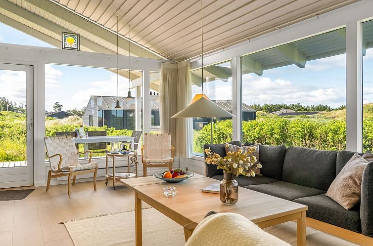 Vakantiehuis "Sigrid" - 400m from the sea