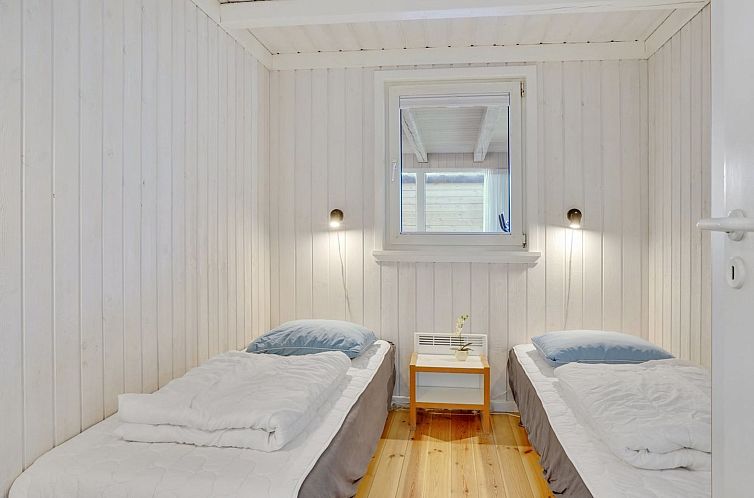 Vakantiehuis "Rauli" - 50m from the sea