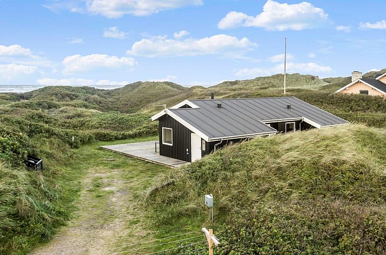 Vakantiehuis "Mirla" - 50m from the sea