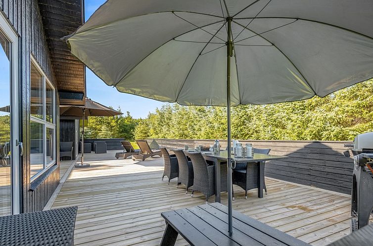 Vakantiehuis "Ema" - 1.9km from the sea