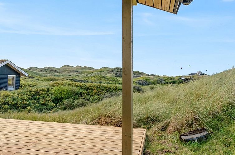 Vakantiehuis "Myrna" - 250m from the sea