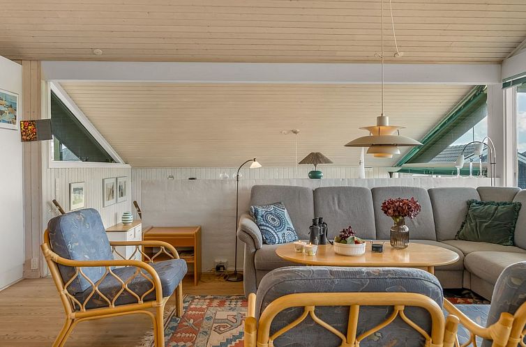 Vakantiehuis "Myrna" - 250m from the sea