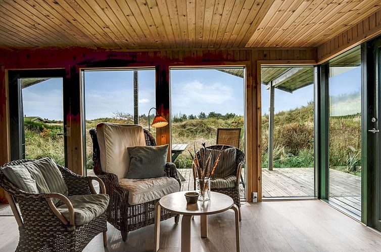 Vakantiehuis "Hunved" - 500m from the sea