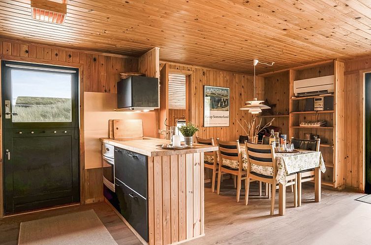 Vakantiehuis "Hunved" - 500m from the sea