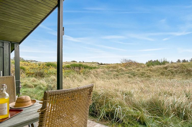 Vakantiehuis "Hunved" - 500m from the sea