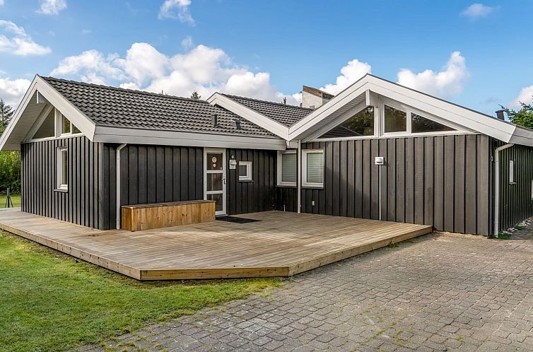 Vakantiehuis "Mechthild" - 2.7km from the sea