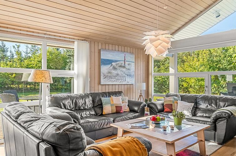 Vakantiehuis "Mechthild" - 2.7km from the sea