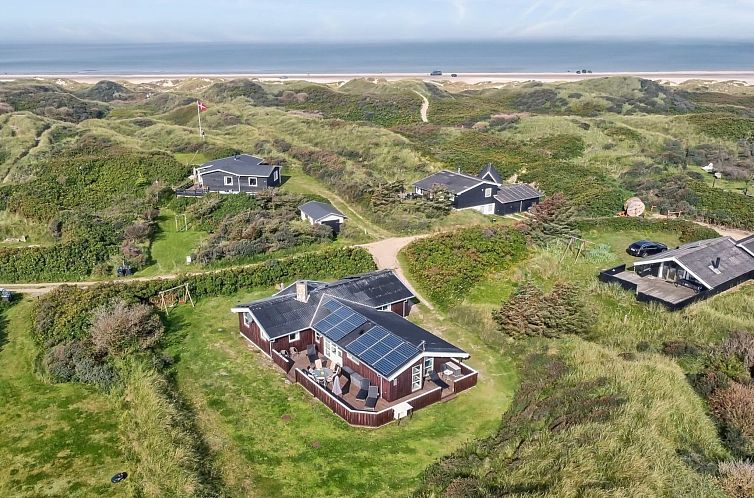 Vakantiehuis "Larisa" - 250m from the sea