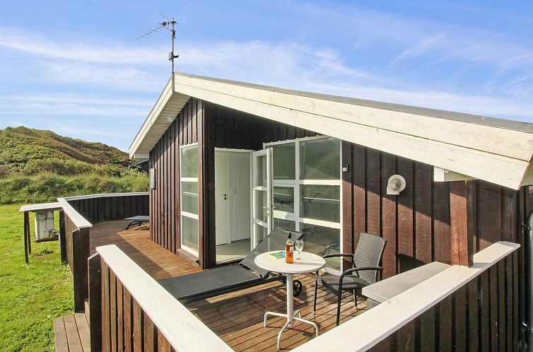 Vakantiehuis "Larisa" - 250m from the sea