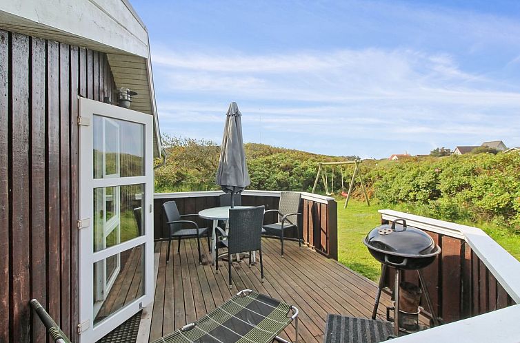 Vakantiehuis "Larisa" - 250m from the sea