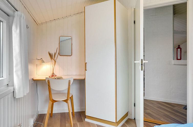 Vakantiehuis "Larisa" - 250m from the sea