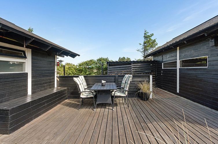 Vakantiehuis "Allida" - 800m from the sea