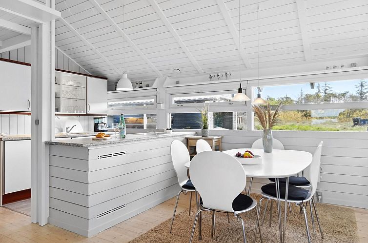 Vakantiehuis "Allida" - 800m from the sea