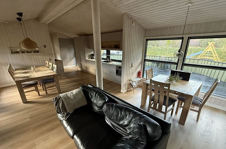 Vakantiehuis "Glenda" - 3km from the sea