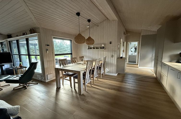 Vakantiehuis "Glenda" - 3km from the sea