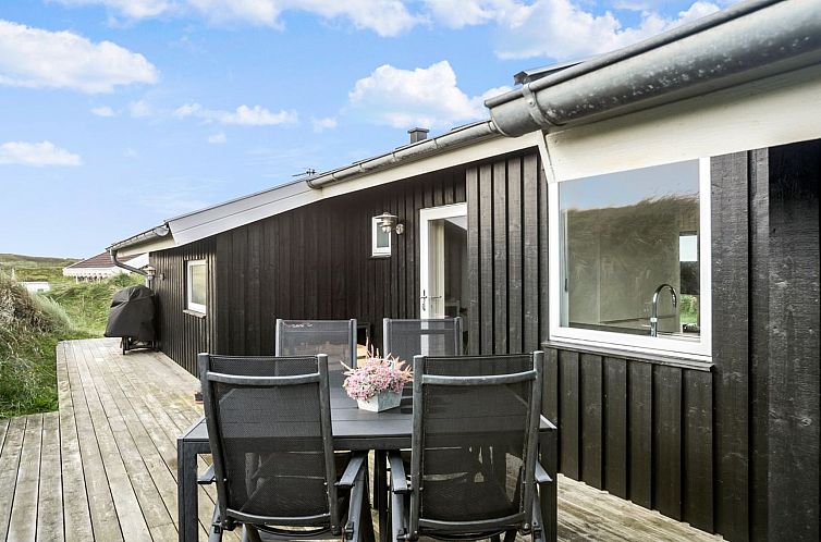 Vakantiehuis "Mirla" - 50m from the sea