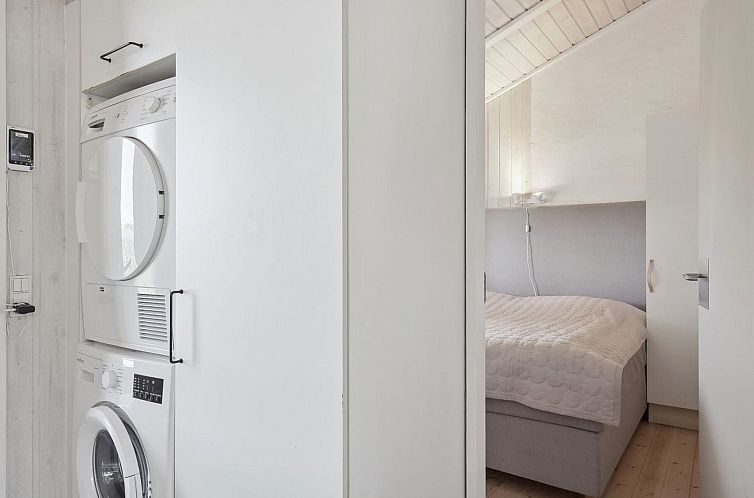 Vakantiehuis "Dijana" - 150m from the sea