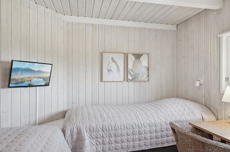 Vakantiehuis "Dijana" - 150m from the sea