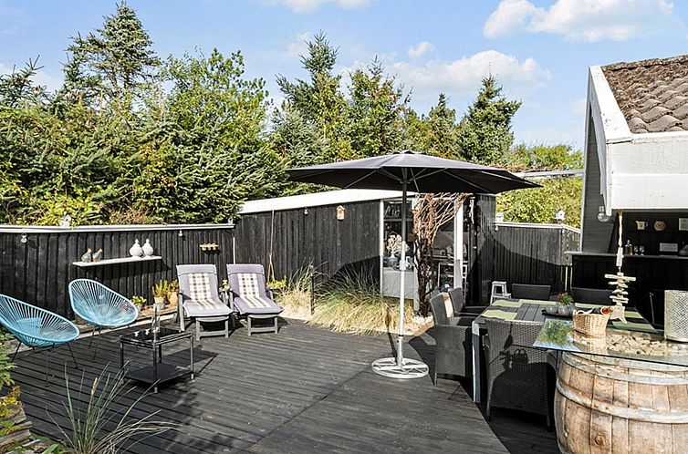 Vakantiehuis "Gonda" - 2km from the sea
