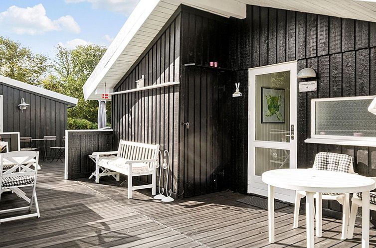 Vakantiehuis "Gonda" - 2km from the sea