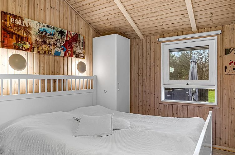 Vakantiehuis "Gonda" - 2km from the sea