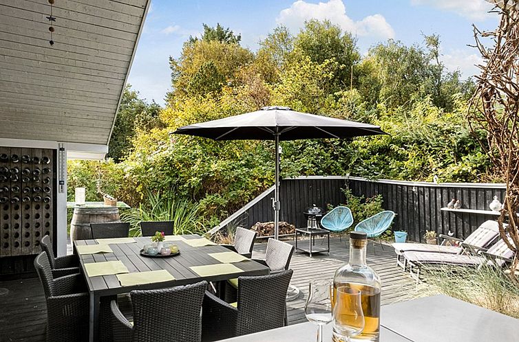 Vakantiehuis "Gonda" - 2km from the sea