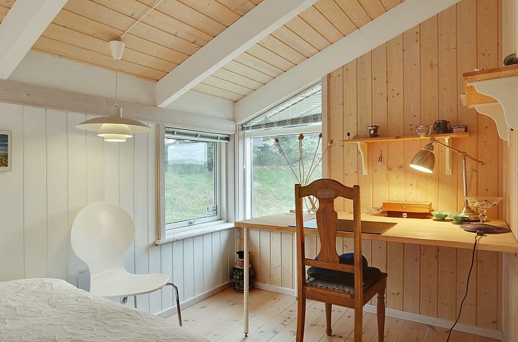 Vakantiehuis "Lennja" - 300m from the sea