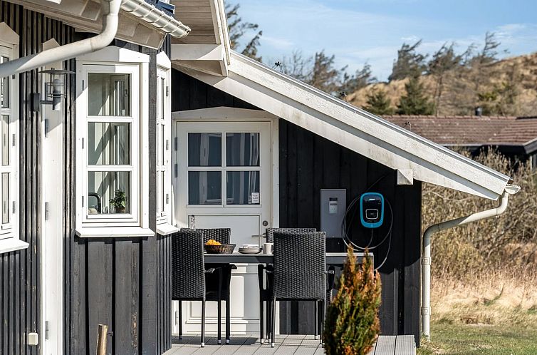 Vakantiehuis "Djuna" - 550m from the sea