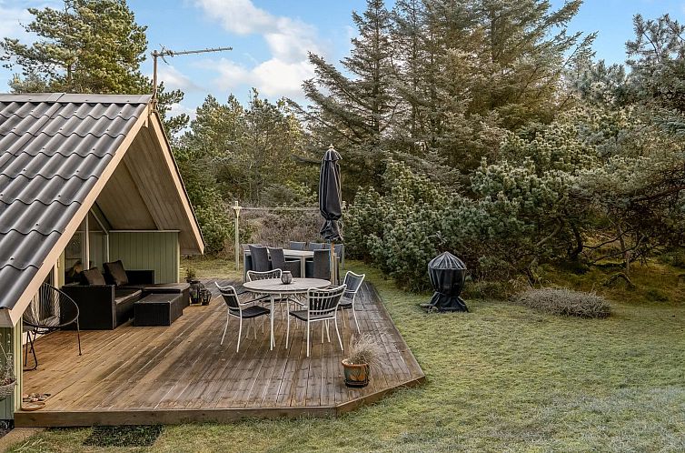 Vakantiehuis "Ejla" - 600m from the sea