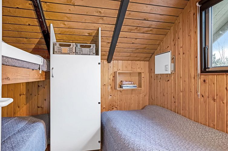 Vakantiehuis "Ejla" - 600m from the sea