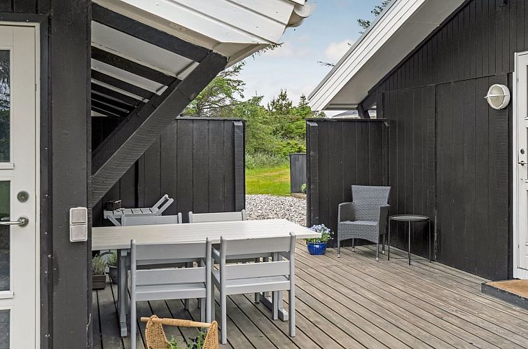 Vakantiehuis "Eivy" - 1km from the sea