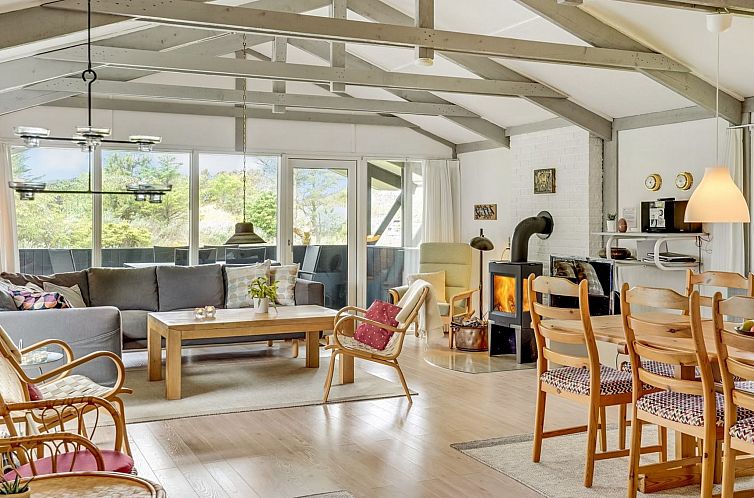 Vakantiehuis "Eivy" - 1km from the sea