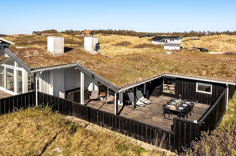 Vakantiehuis "Rutha" - 45m from the sea