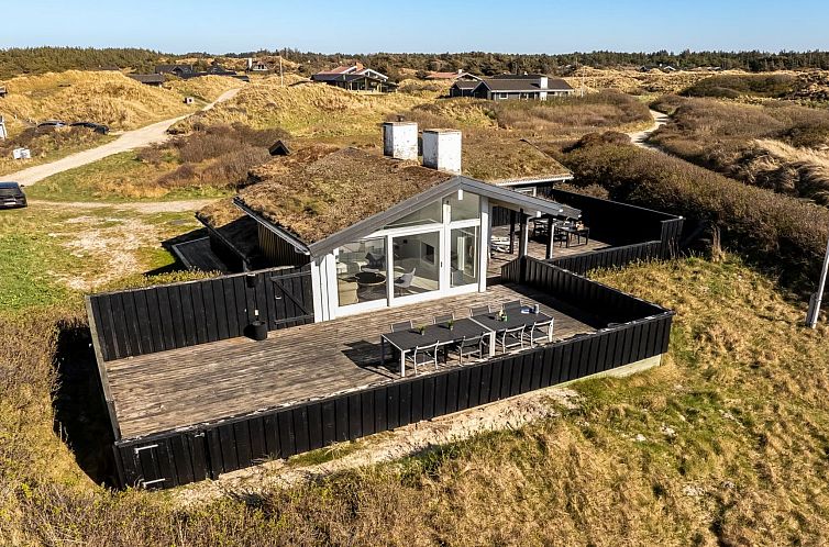 Vakantiehuis "Rutha" - 45m from the sea