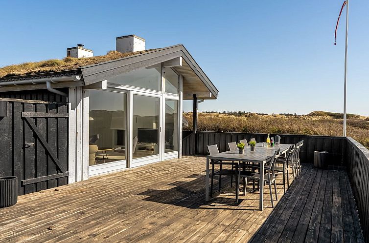 Vakantiehuis "Rutha" - 45m from the sea