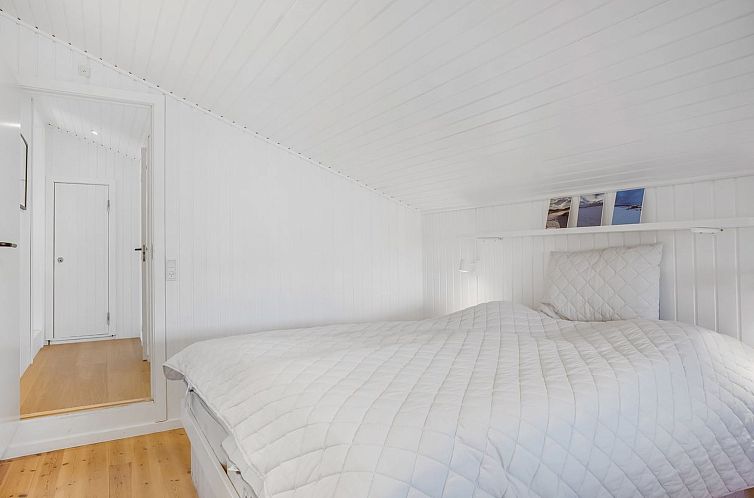 Vakantiehuis "Rutha" - 45m from the sea