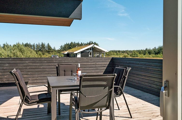 Vakantiehuis "Dorothe" - 1.4km from the sea