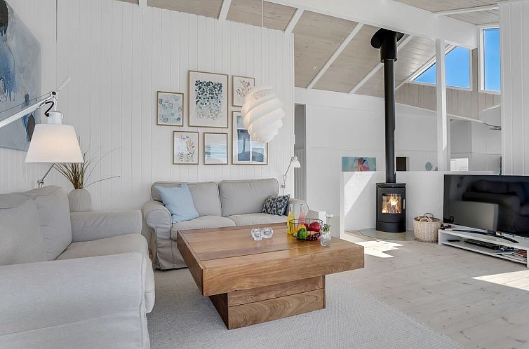 Vakantiehuis "Annaliese" - 175m from the sea