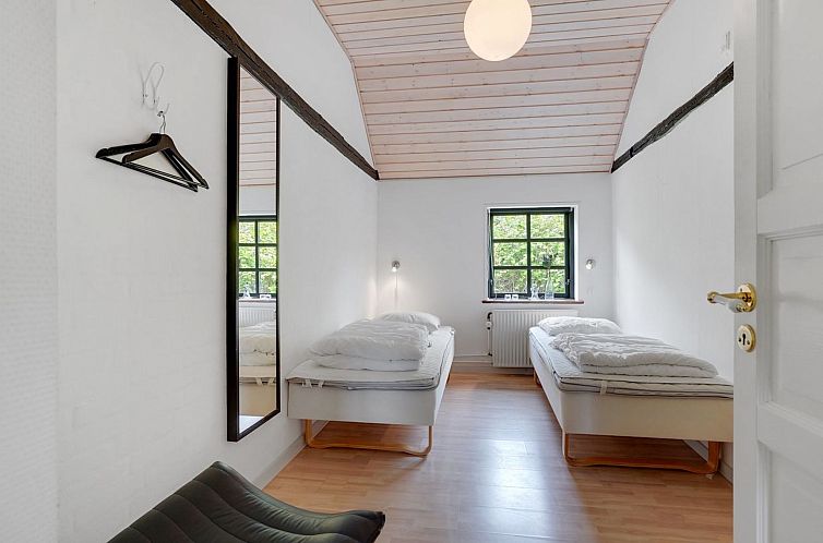 Vakantiehuis "Iben" - 2.3km from the sea