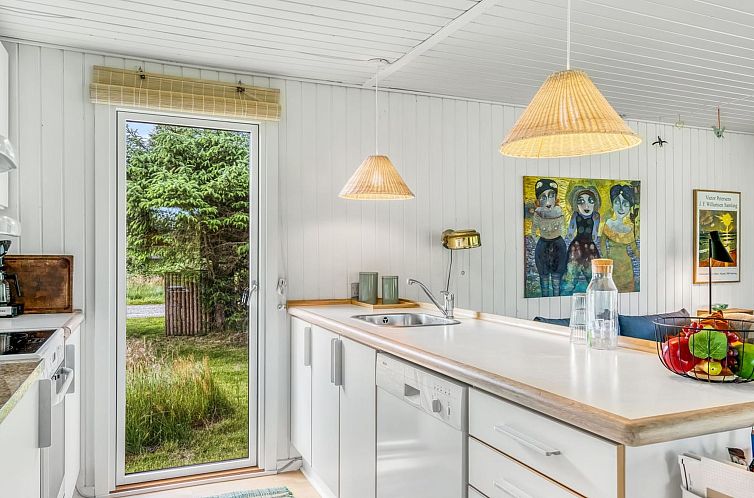 Vakantiehuis "Jorek" - 1.3km from the sea