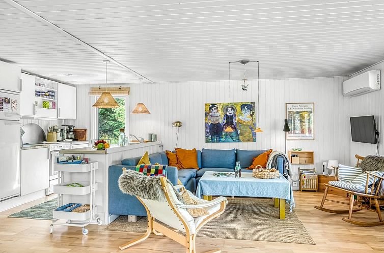 Vakantiehuis "Jorek" - 1.3km from the sea