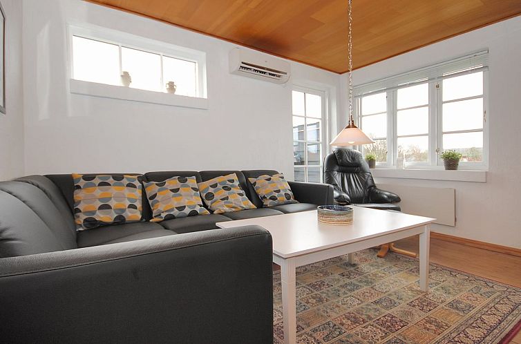 Vakantiehuis "Indi" - 400m from the sea