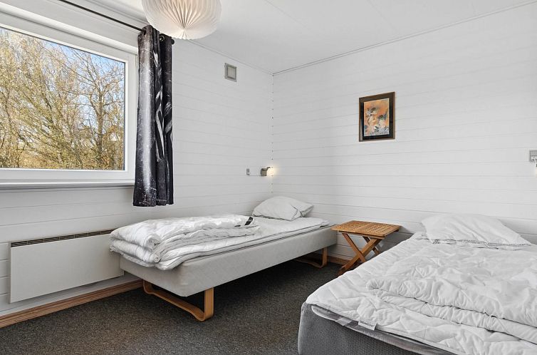 Vakantiehuis "Alvira" - 8km to the fjord