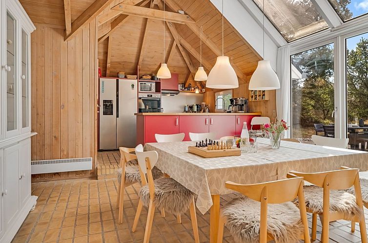 Vakantiehuis "Fredsine" - 900m from the sea