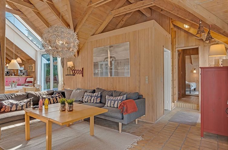 Vakantiehuis "Fredsine" - 900m from the sea