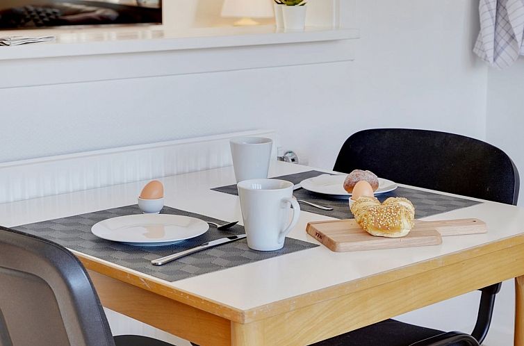 Vakantiehuis "Bitta" - 500m from the sea