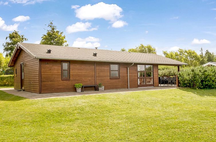 Vakantiehuis "Yngve" - 3.5km from the sea